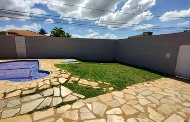 Imagem 2: Aluga-se Casa com Piscina em Excelente Condomínio na Vicente Pires!