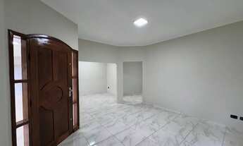 Imagem 6: Casa maravilhosa em Santa Felicidade