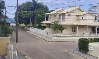 Imagem 7: Casa à venda - poucos metros da Praia de Palmas