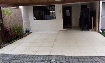 Imagem 4: Sobrado em condomínio com 3 dormitórios e ático