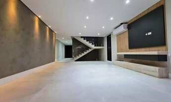 Imagem 2: Casa de condomínio para venda possui 300 metros quadrados com 4 quartos