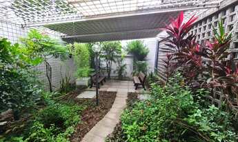 Imagem 6: Casa com para venda com 10( dez) salas com wc interno, em Casa Forte - Recife - PE