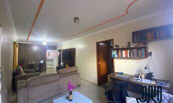 Imagem 2: Belíssima casa no Bairro Alto da Bela Vista, com