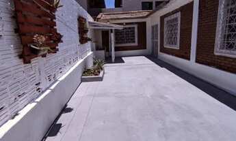 Imagem: Alugo ótima casa av Antônio João