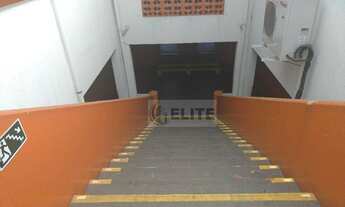 Imagem: Prédio Comercial, Centro, 2290m² de Construção