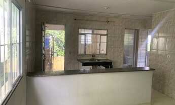 Imagem 1: Casa com 02 dormitórios, sala, cozinha, banheiro e área de serviço - sem vaga de garagem