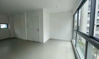 Imagem 5: Apartamento novo no Centro com 2 suítes , lavabo, vaga para 2 carros e Hobby Box