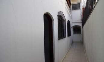 Imagem 4: Sobrado com 224 m² de área construída sendo 4 dormitórios, 2 suítes, 2 vagas, à venda por