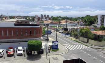 Imagem 2: Sala na torre toda mobiliada