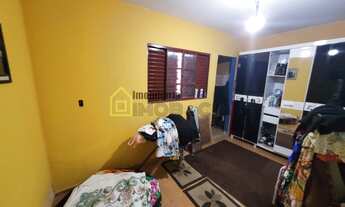 Imagem 3: QNM 4 - Casa de 2 quartos. Ponto comercial