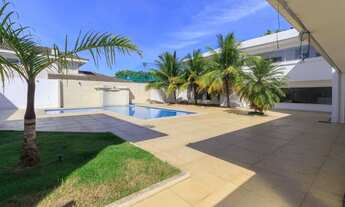 Imagem: Mansão no condomínio Park Palace