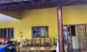 Imagem 4: Térrea para venda possui 230 metros quadrados com 5 quartos