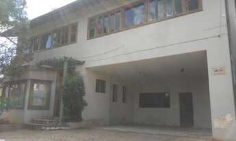 Imagem 3: Casa para venda possui 436 metros quadrados com 6 quartos em Parque Taquaral - Campinas