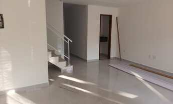 Imagem 3: Casa duplex recém construída no Mirante da Lagoa - Macaé - RJ