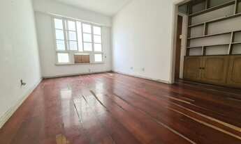 Imagem 4: Apartamento para venda possui 85 metros quadrados com 2 quartos em Copacabana - Rio de Jan