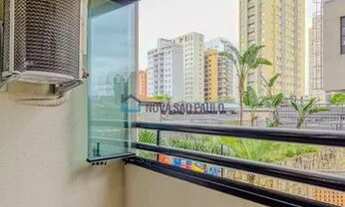 Imagem 5: Apartamento de 52 m² com varanda envidraçada próximo a Av Santo Amaro