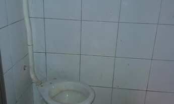 Imagem 7: Quitinete com 20 m² , com quarto, banheiro e cozinha.<br>Água e luz individualizada