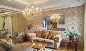 Imagem 4: Sobrado de 4(quatro) dormitórios, sendo 2(duas) suítes, localizado no bairro Bela Vista