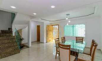 Imagem 2: Sobrado com 3 dormitórios para alugar, 210 m² por R$ 3.985,00/mês - Uberaba - Curitiba/PR