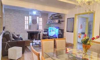 Imagem 7: Sobrado de 4(quatro) dormitórios, sendo 2(duas) suítes, localizado no bairro Bela Vista