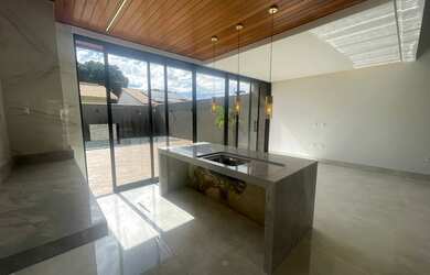 Imagem 5: CASA MODERNA 04 SUITES NA REGIAO JD ATLANTICO - ACABAMENTO DE LUXO