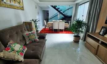 Imagem: Vendo-Linda Casa 03 Quartos com suíte