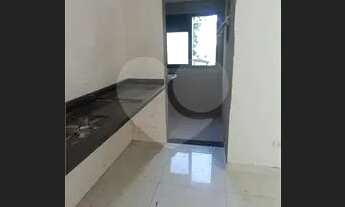 Imagem 7: Casa à venda em condomínio na Vila Paulicéia , com 2 quartos, 1 vaga . Há 400 m da estação