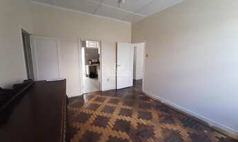 Imagem 7: Casa no bairro Petrópolis. Terreno de 11 metros de frente por 47 metros de fundos!