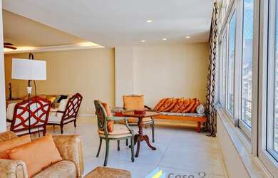 Imagem 11: Apt de 300 mts no Leme. Vista praia, andar alto, 1 por andar, 2 vagas. Mobiliado