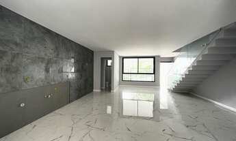 Imagem 7: Sobrado alto padrão para venda possui 147 m2 com 3 suítes em América - Joinville - SC