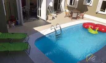 Imagem 2: Casa e Sobrado de 7 dormitórios à Venda - Xangri-lá