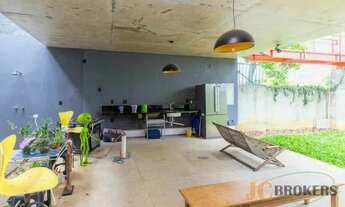 Imagem 6: Casa com 400 m² de área construída, 3 vagas, 4 suítes