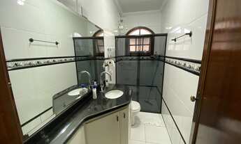 Imagem 5: Casa para venda tem 215 m² com 5 quartos em Vila Lavinia - Mogi das Cruzes - SP