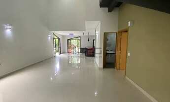 Imagem 6: Casa 360 m² 4 Quartos sendo 4 Suítes e 5 banheiros para locação