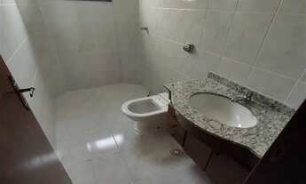 Imagem 7: Apartamento 2 dormitorios, sendo 1 suite e 1 vaga. Um quarteirao da orla do Canto do Forte