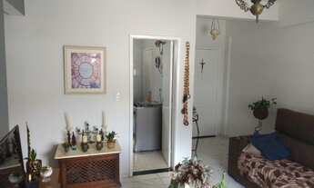 Imagem 2: Apartamento de 74m2, com 3/4 e duas garagens, reformado, em Nazaré