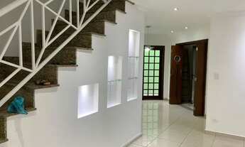 Imagem 2: Sobrado recém reformado na Vila Nivi