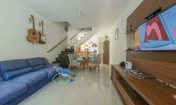 Imagem: Casa com 3 quartos à venda por R$ 735.000,00