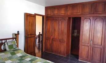 Imagem 7: Casa para venda tem 360 metros quadrados com 5 quartos em Piratininga - Niterói - RJ