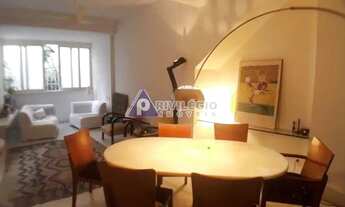 Imagem: 4 quartos, suíte, área externa, 190m²