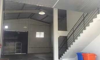 Imagem 2: Galpão Galpão / depósito com venda por R$850.000