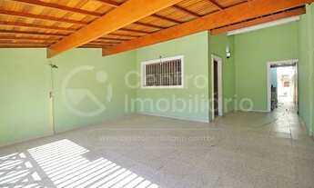 Imagem: CASA à venda com 2 quartos em Peruíbe