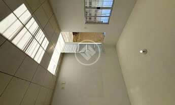 Imagem 7: Casa Santa Terezinha com edícula no fundo codigo: 92259