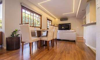 Imagem 3: Apartamento com 111m², 2 dormitórios, 1 suíte, sacada, churrasqueira e 2 vagas na Bela Vis