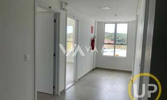 Imagem 4: Sala Comercial Premium ao Lado da Unimed - Edifício Moderno com Portaria, Vaga e Internet