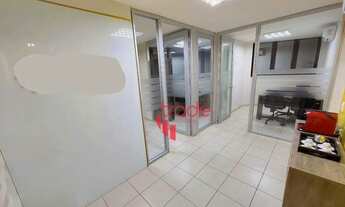 Imagem 2: Sala Comercial à Venda no Bairro Jardim Canadá em Ribeirão Preto com Cozinha e Excelente L