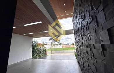 Imagem 2: Casa nova à venda em condomínio c/ 3 suítes plenas - Parqville Jacarandá