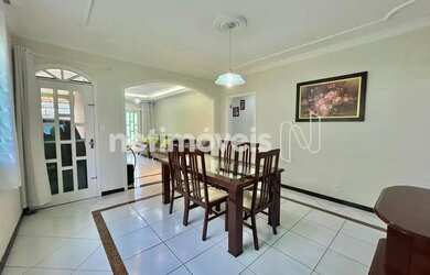 Imagem: Casa à Venda no Copacabana BH 345,61m²