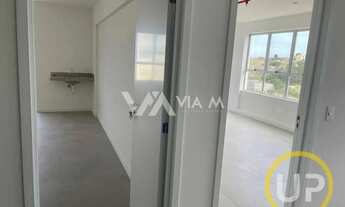 Imagem 5: Sala Comercial Premium ao Lado da Unimed - Edifício Moderno com Portaria, Vaga e Internet