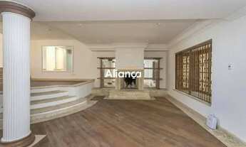 Imagem: Casa Ampla para Locação com 4 Quartos